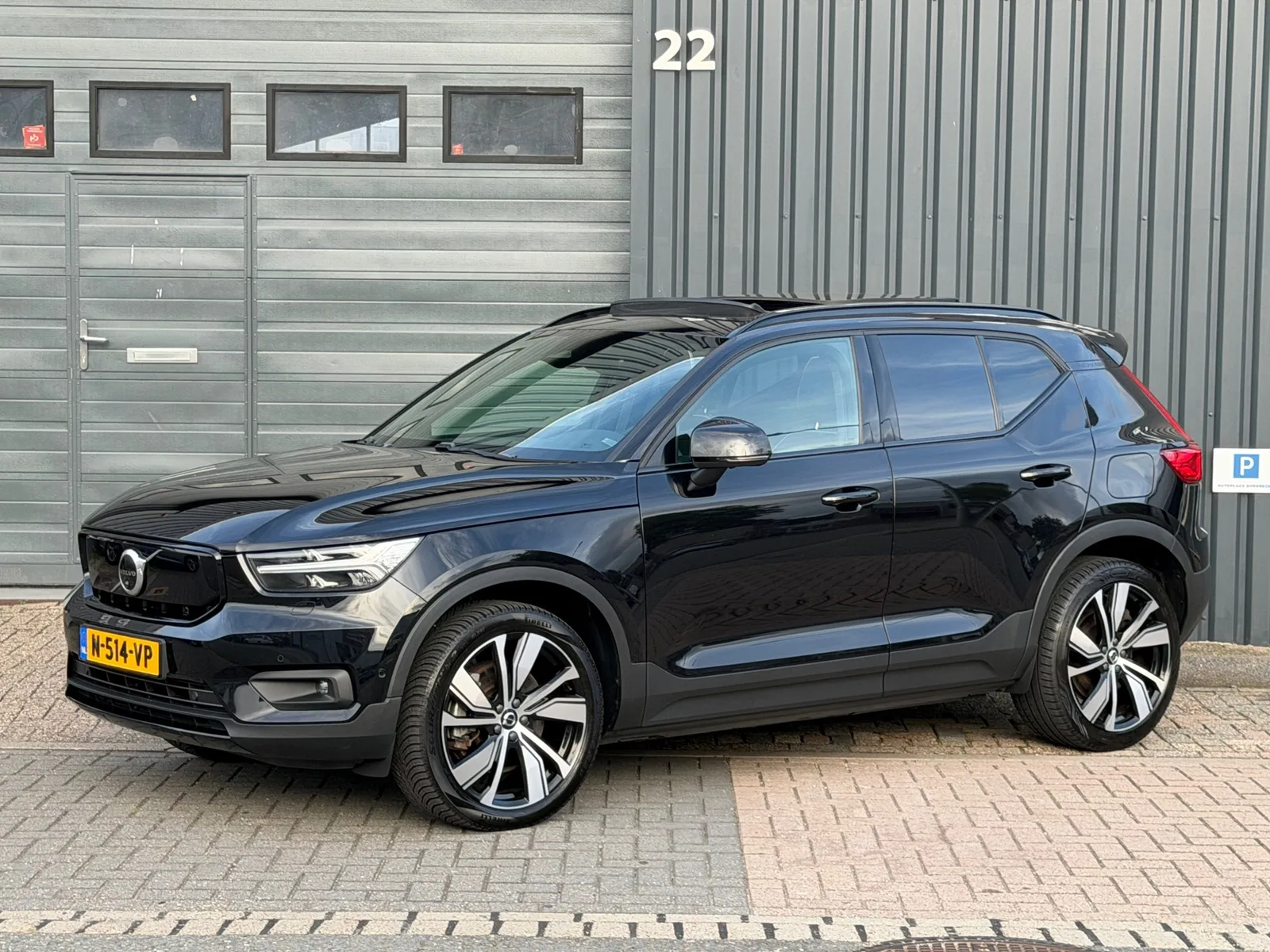 Volvo XC40 (2021) — foto 1
