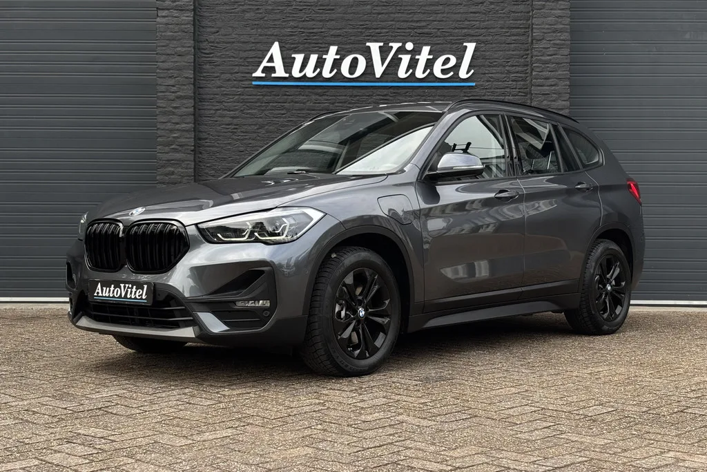 BMW X1 (2021) — foto 1