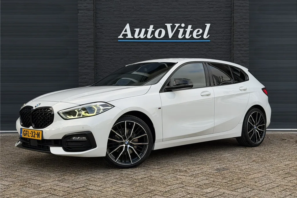 BMW 1-Serie (2021) — foto 1