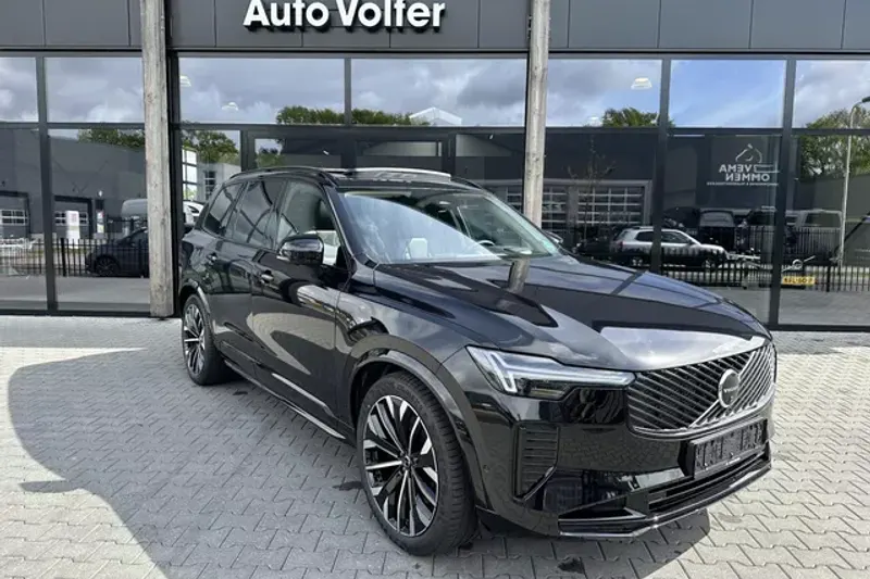 Volvo XC90 (2025)