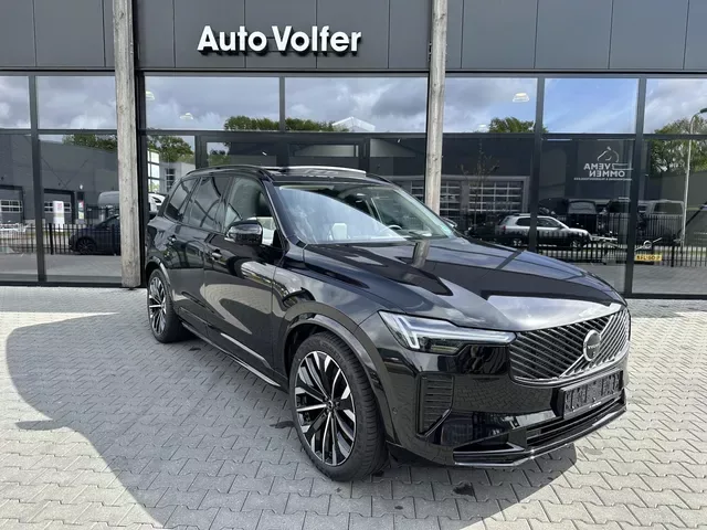 Volvo XC90 (2025) — foto 1