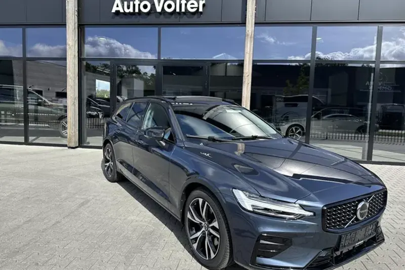 Volvo V60 (2025)