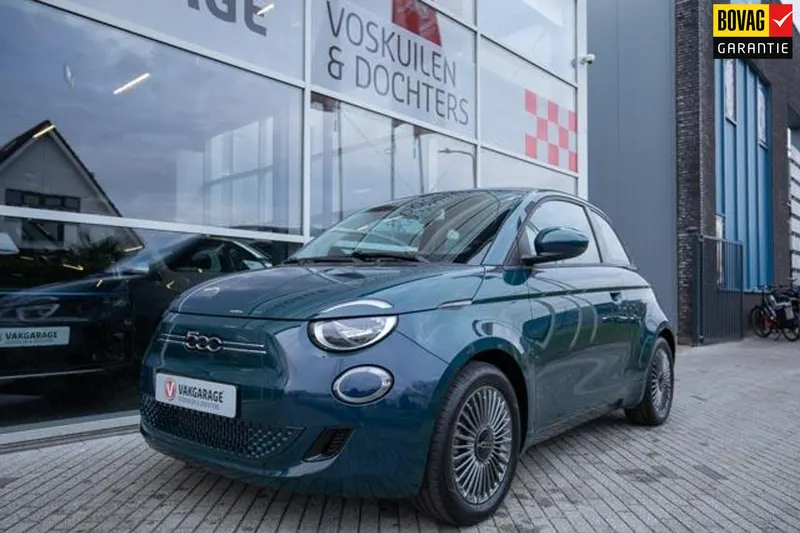 Fiat 500 (2022)