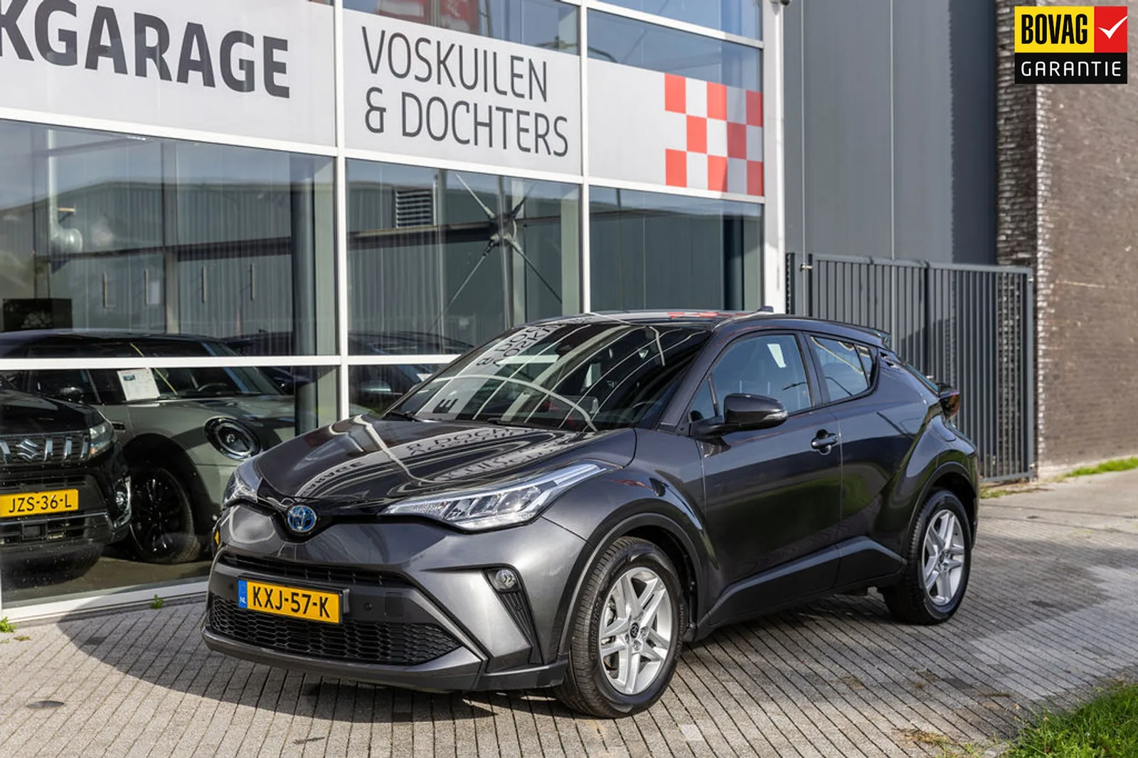 Toyota C-HR (2022) — foto 1