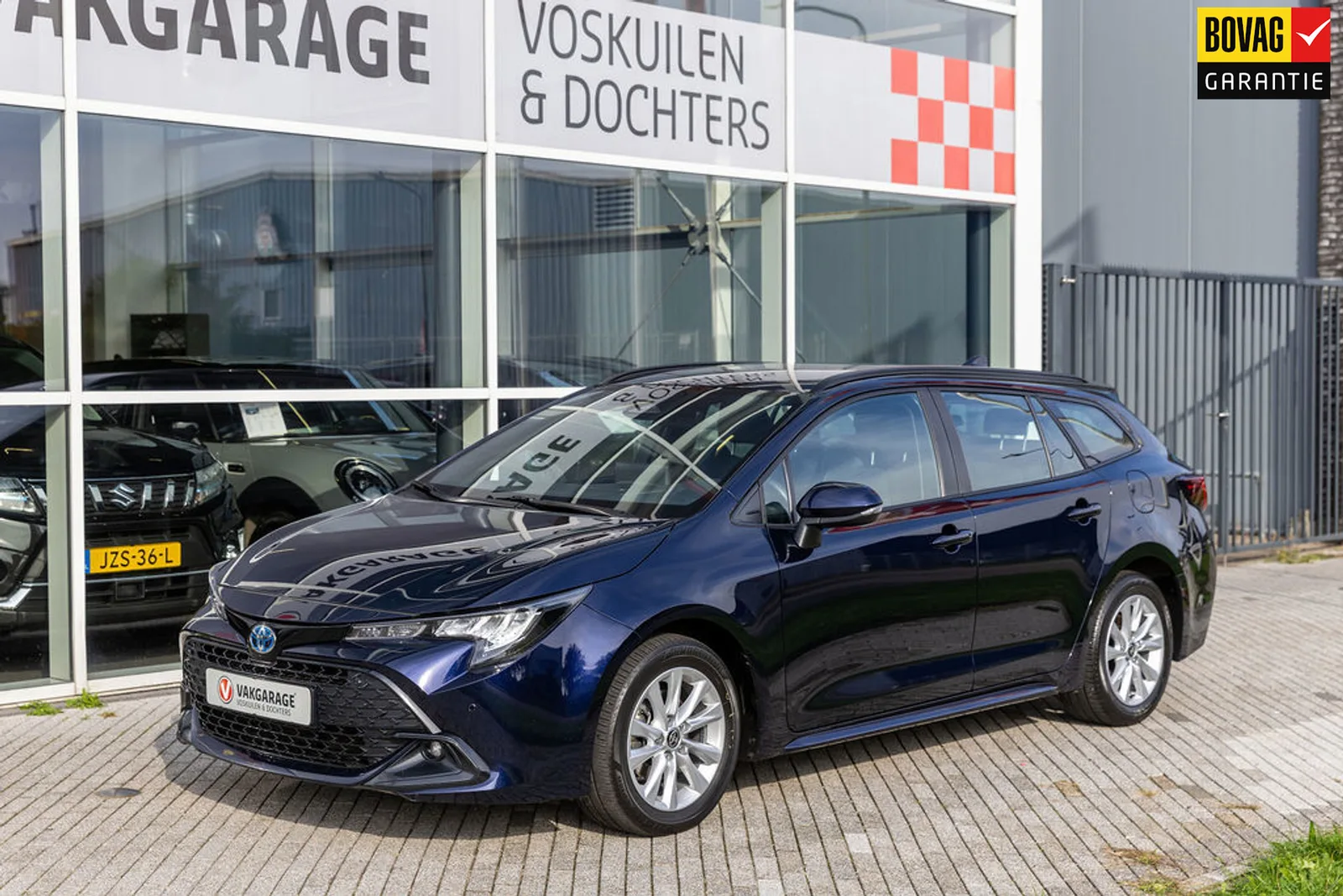 Toyota Corolla (2023) — foto 1