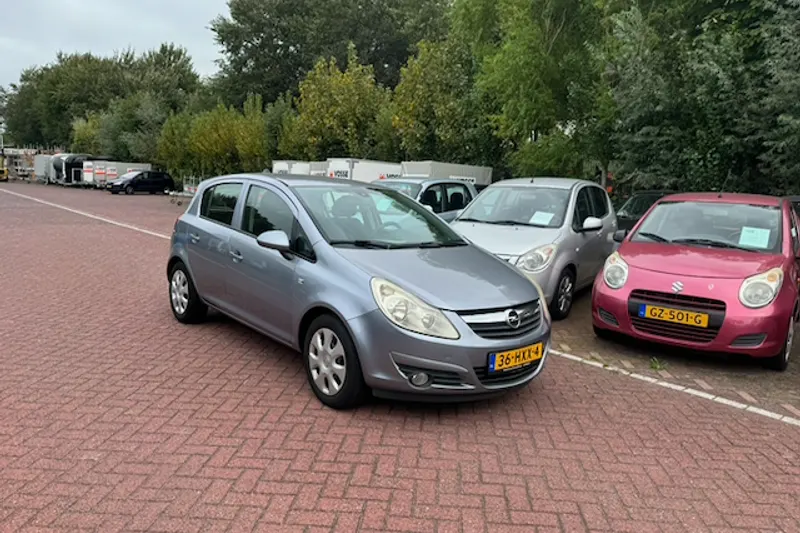 Opel Corsa (2008)