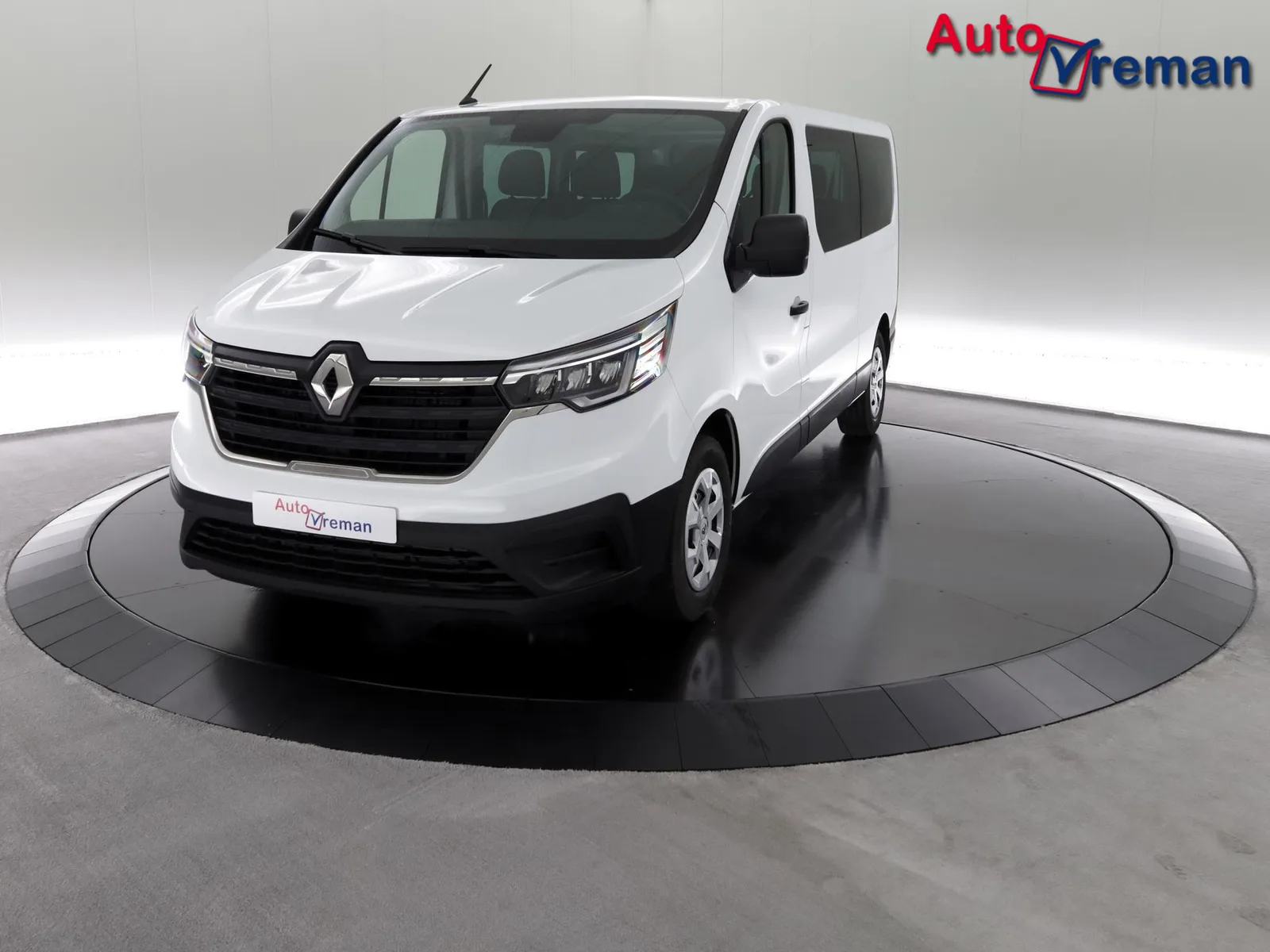 Renault Trafic (2024) — foto 1