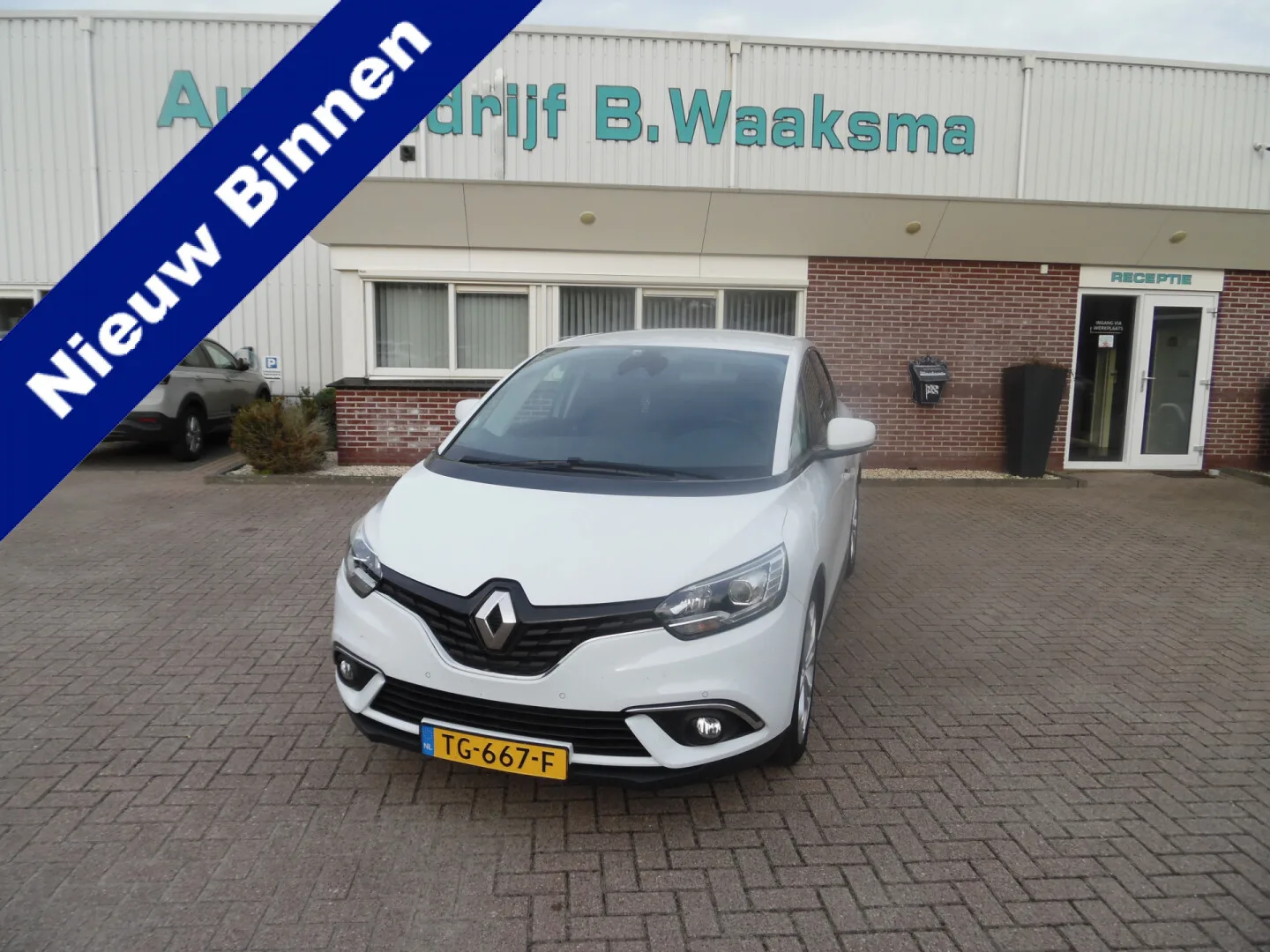 Renault Scénic (2018) — foto 1