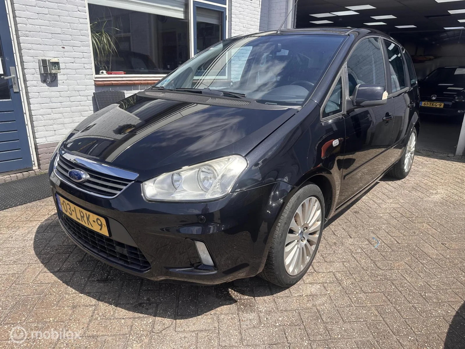 Ford C-Max (2010) — foto 1