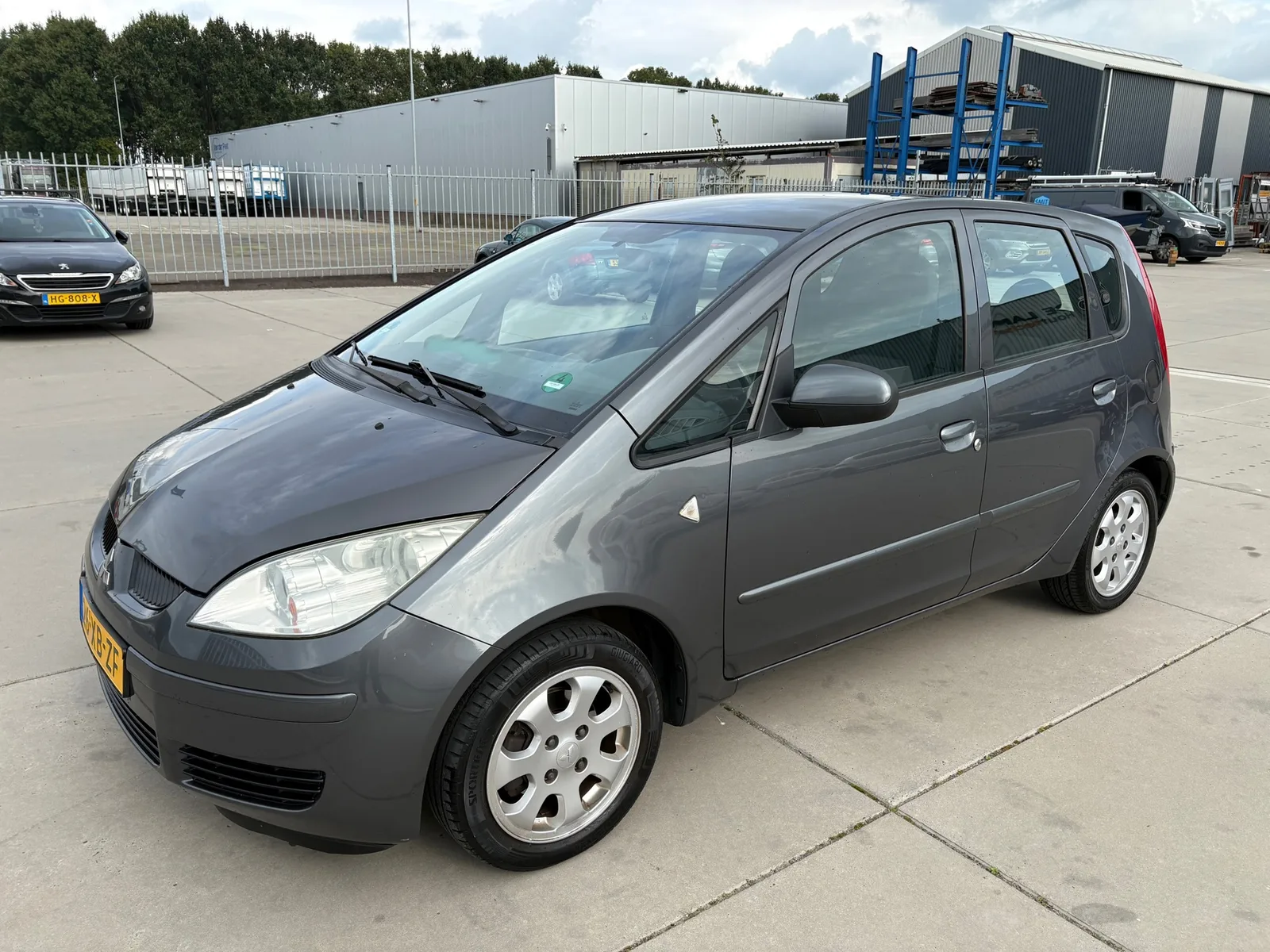 Mitsubishi Colt (2007) — foto 1