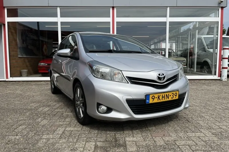 Toyota Yaris (2013)