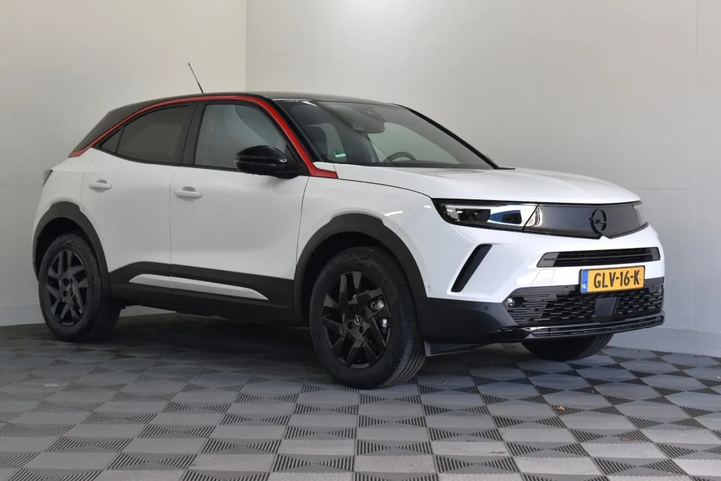 Opel Mokka (2023) — foto 1