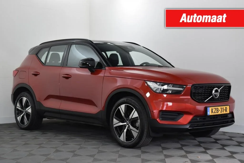 Volvo XC40 (2022) — foto 1