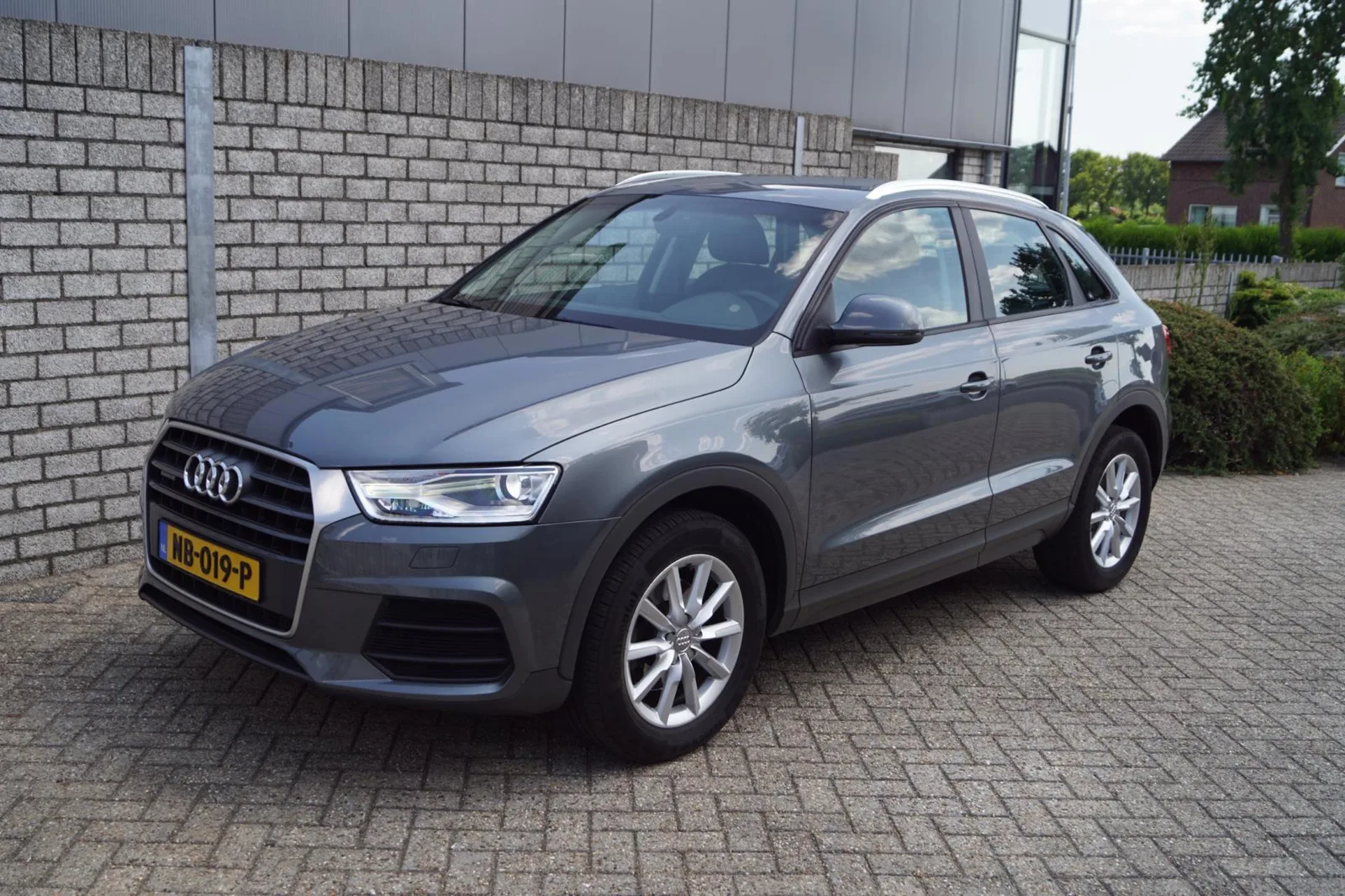 Audi Q3 (2017) — foto 1