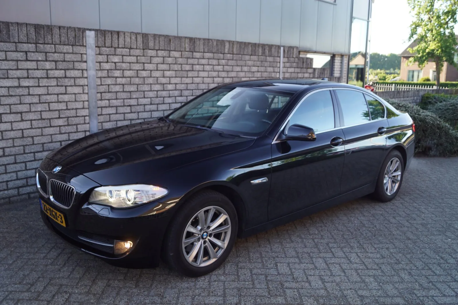 BMW 5-Serie (2012) — foto 1