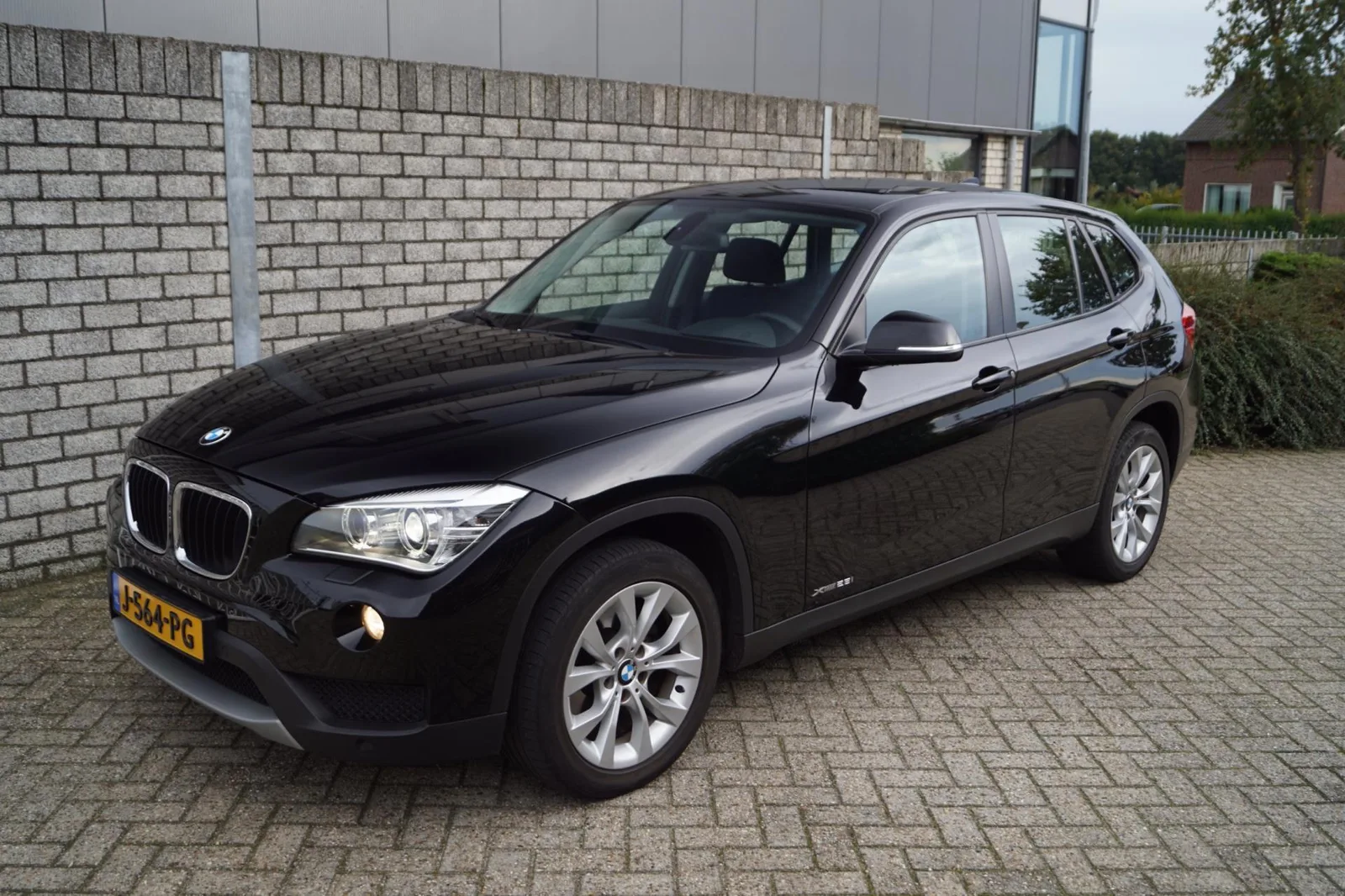 BMW X1 (2014) — foto 1