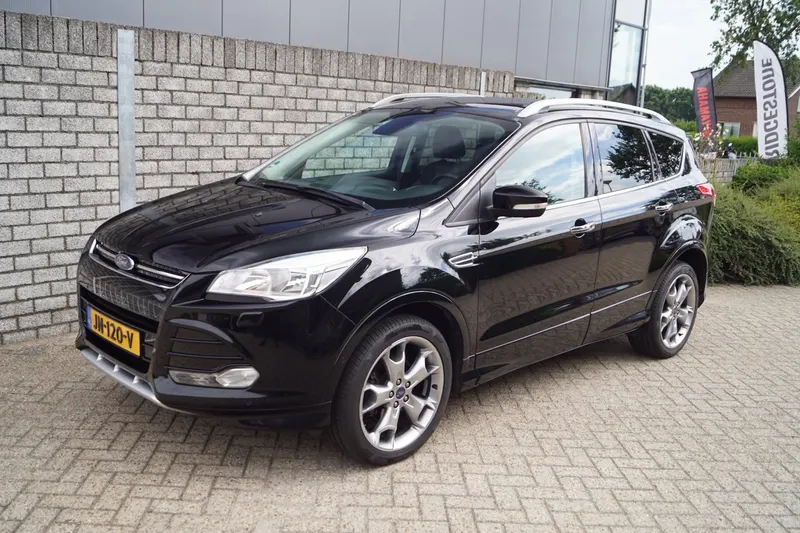 Ford Kuga (2016)
