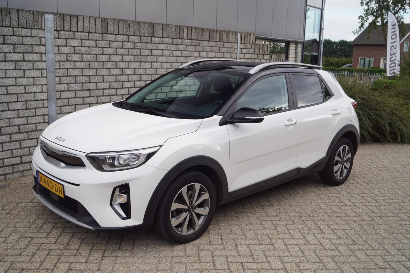 Kia Stonic (2021) — foto 1