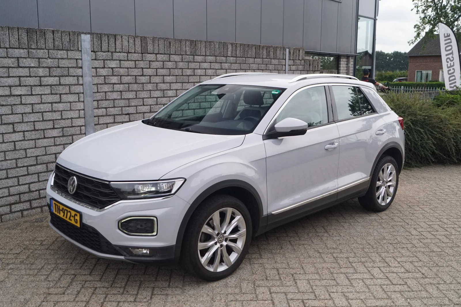 Volkswagen T-Roc (2018) — foto 1