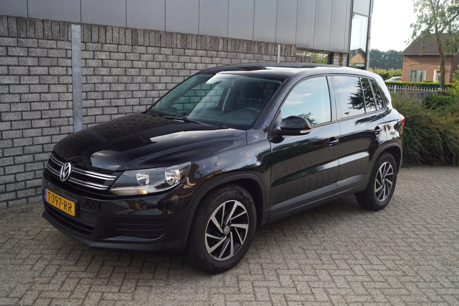 Volkswagen Tiguan (2014) — foto 1