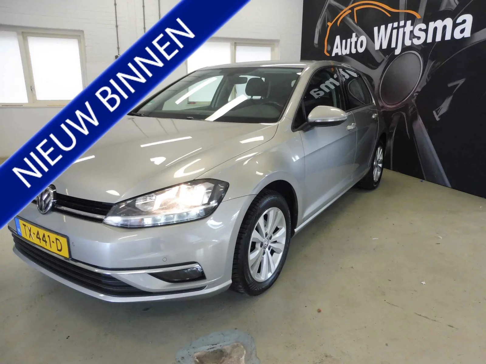 Volkswagen Golf (2018) — foto 1