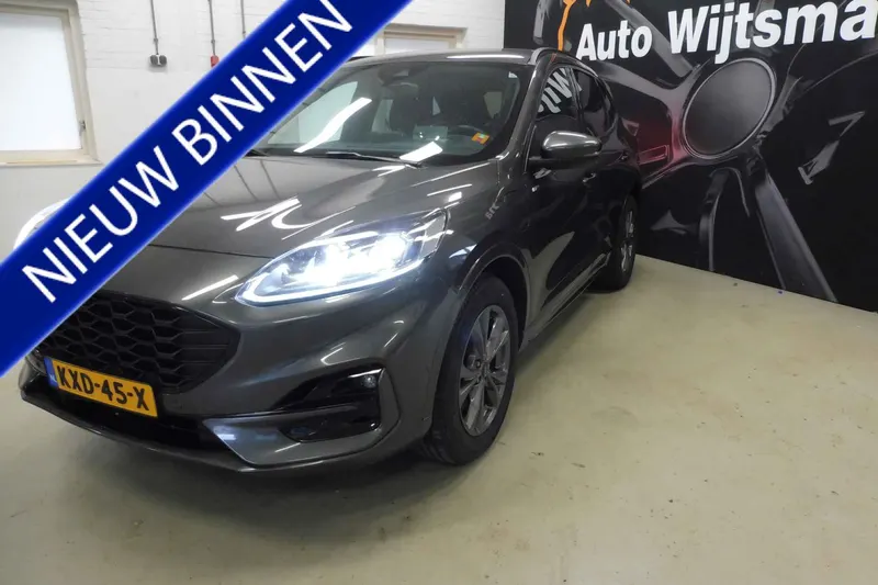 Ford Kuga (2021)
