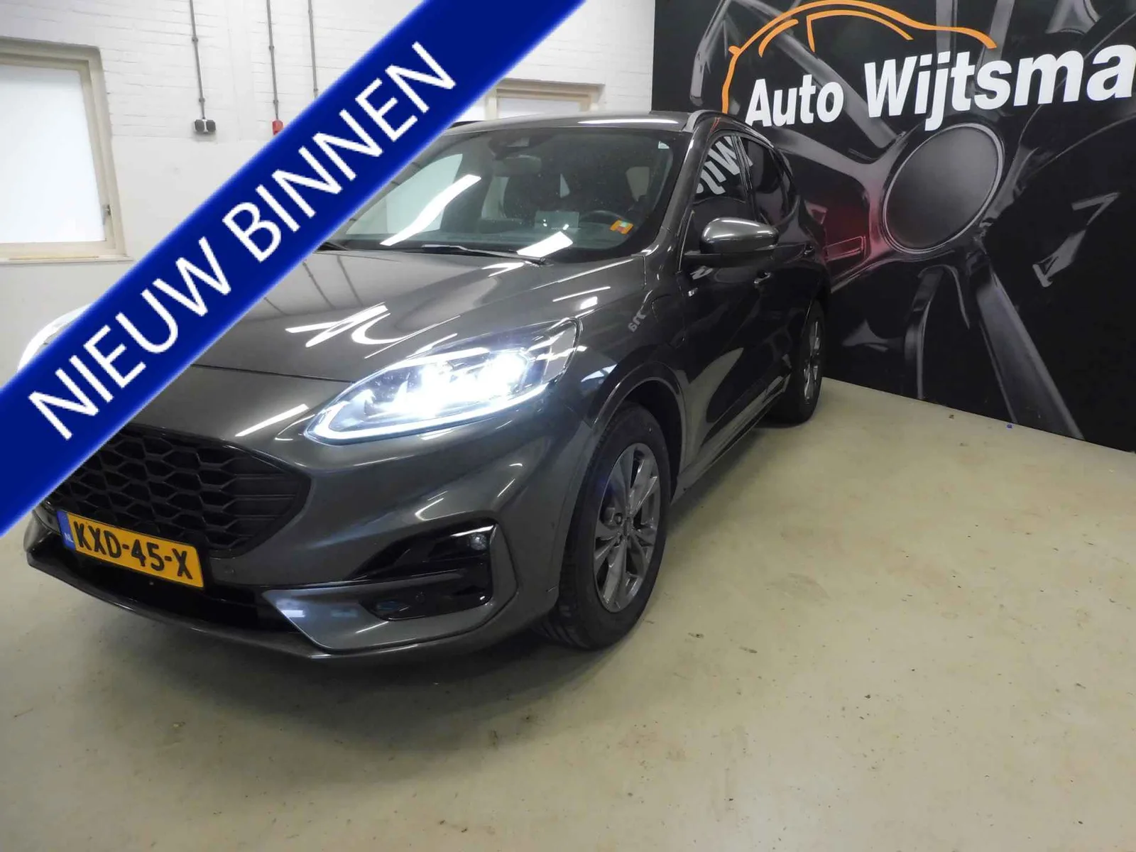 Ford Kuga (2021) — foto 1