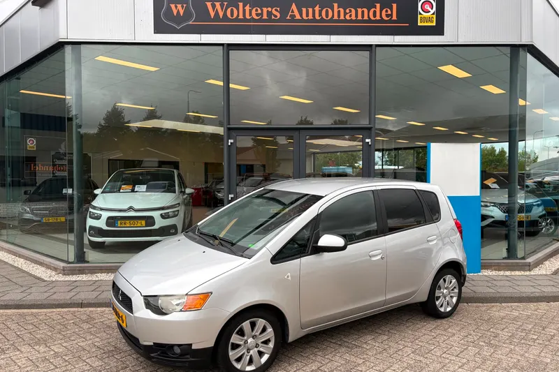Mitsubishi Colt (2010)