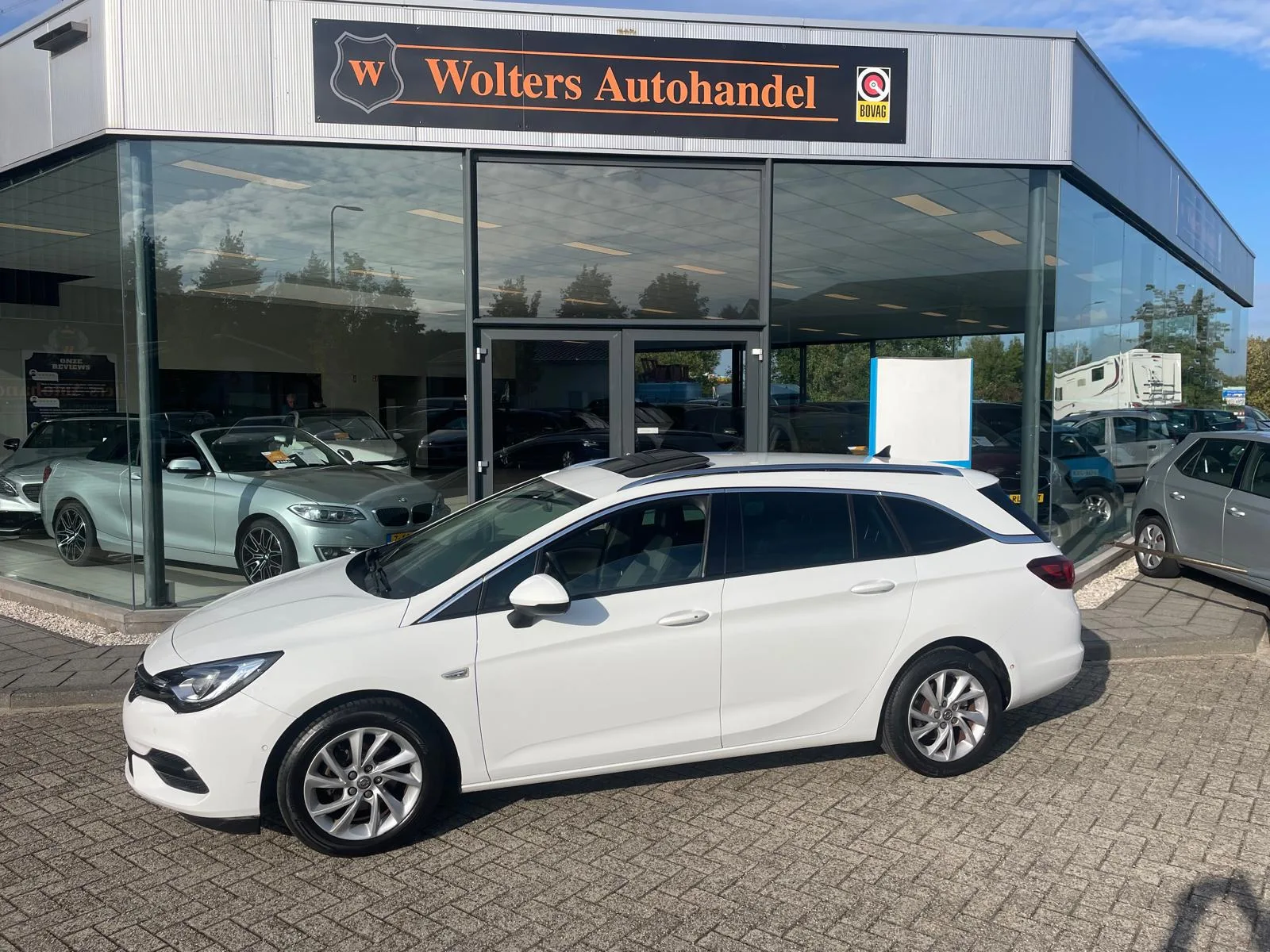 Opel Astra (2021) — foto 1