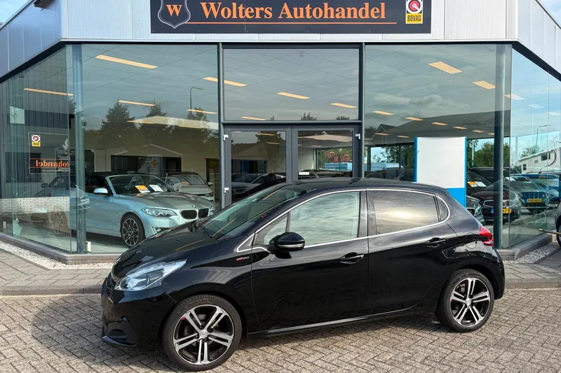 Peugeot 208 (2017)