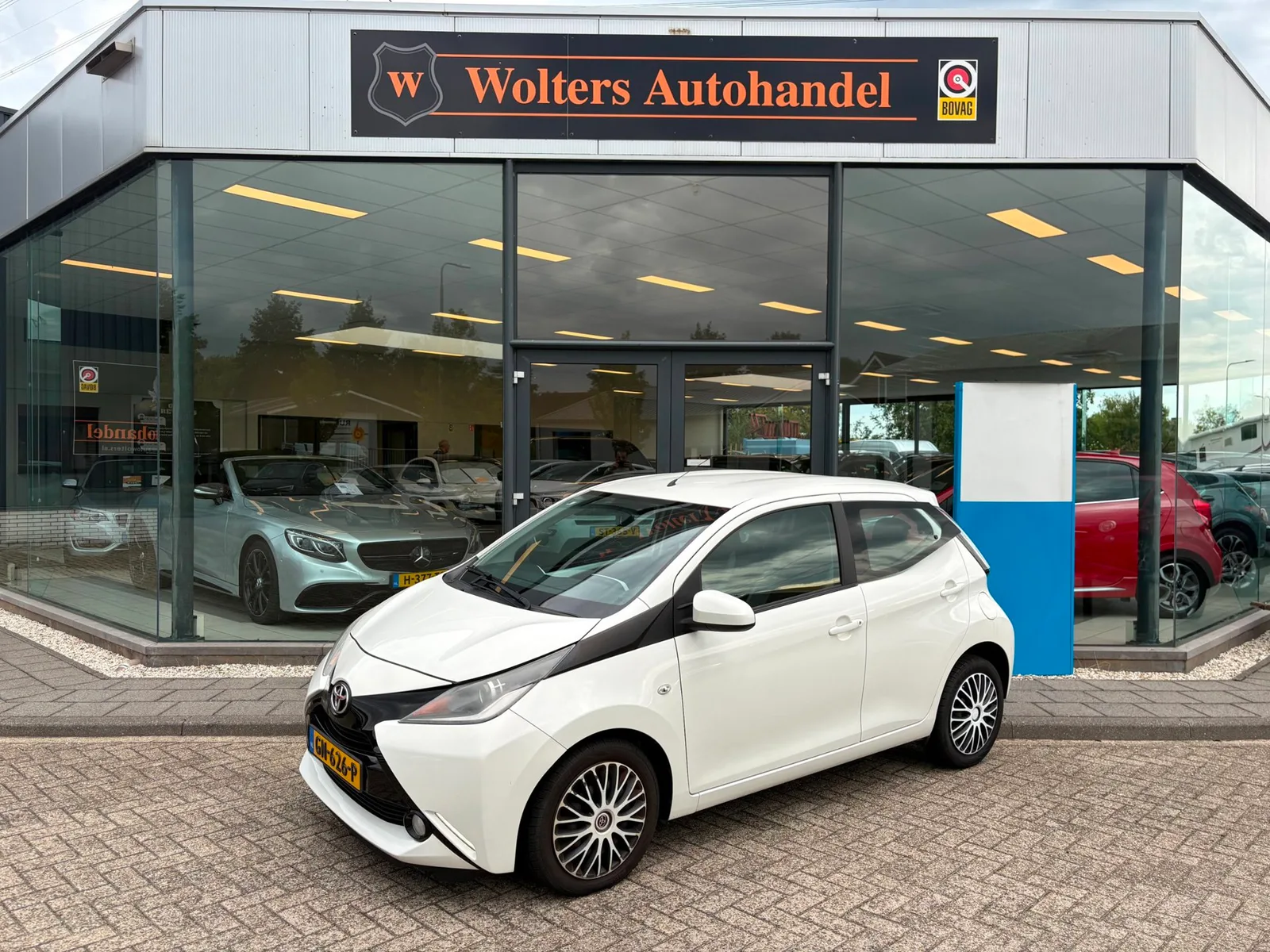 Toyota Aygo (2015) — foto 1