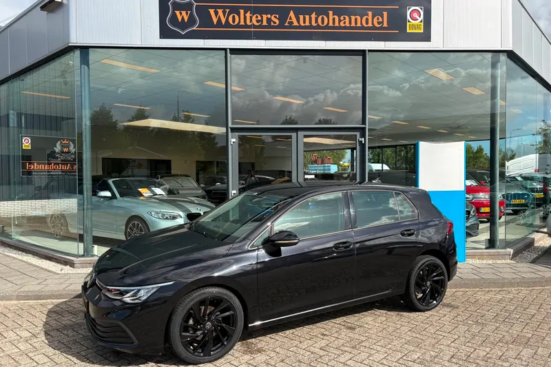 Volkswagen Golf (2021)