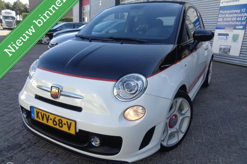 Fiat 500 Abarth (2011)