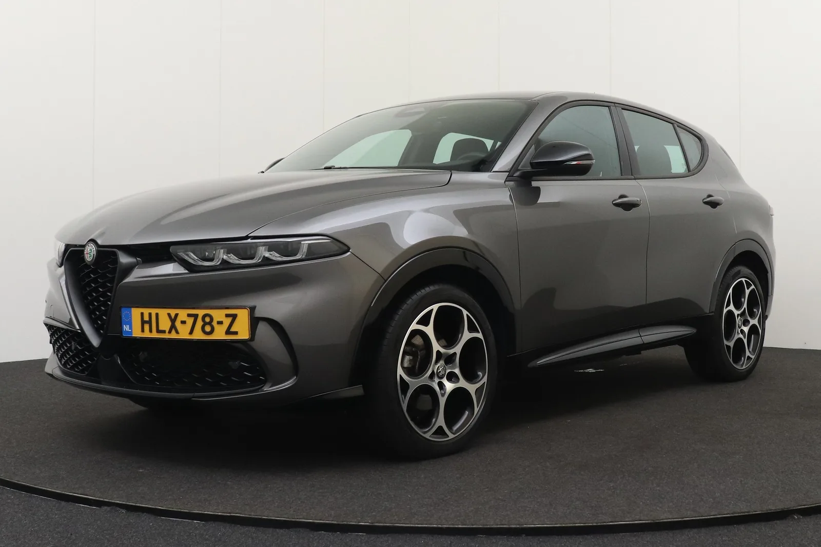 Alfa Romeo Tonale (2025) — foto 1