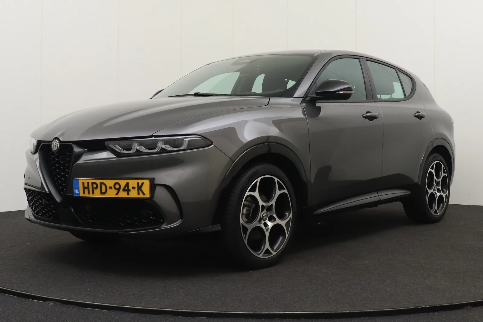 Alfa Romeo Tonale (2025) — foto 1