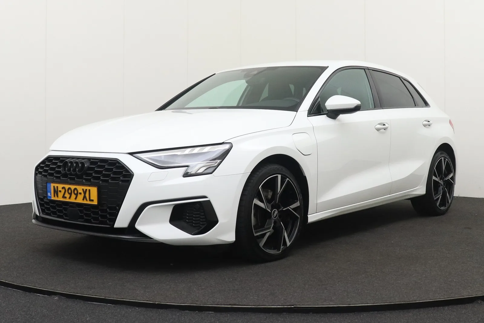 Audi A3 (2022) — foto 1
