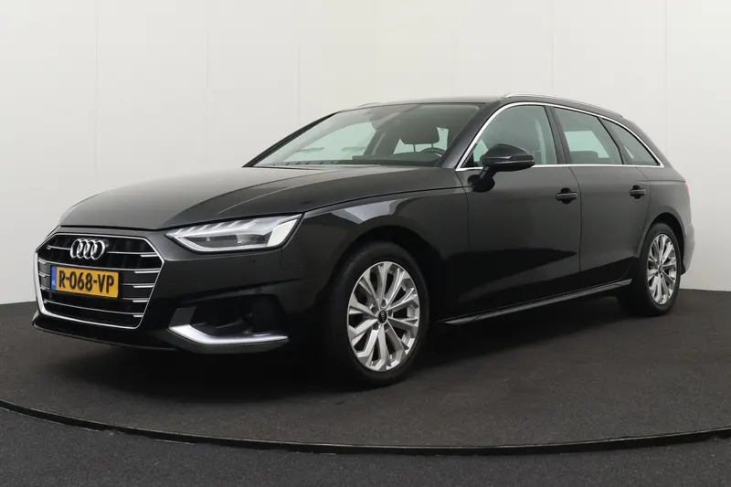 Audi A4 (2022)