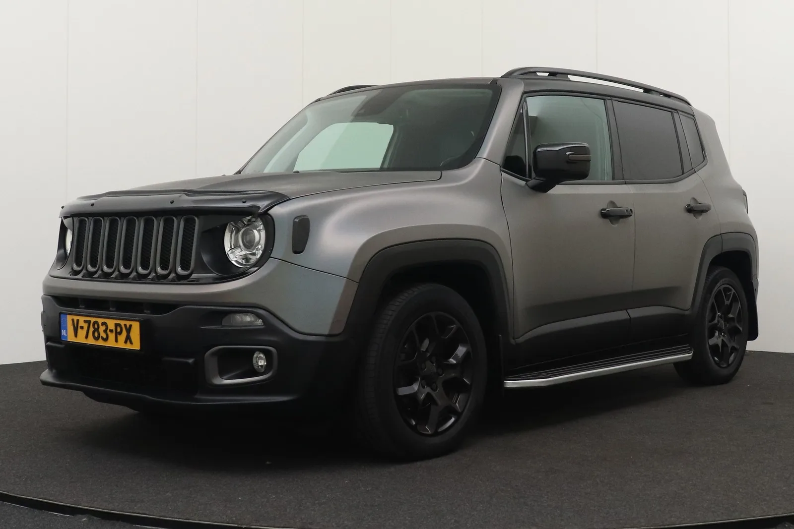 Jeep Renegade (2018) — foto 1