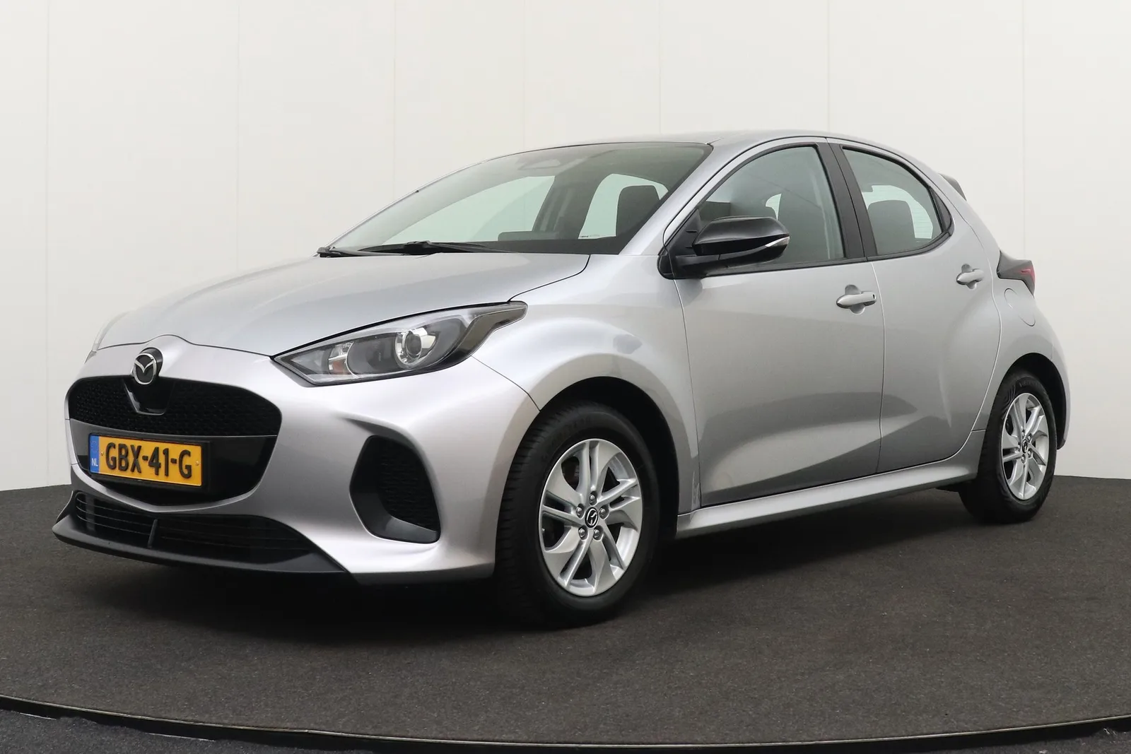 Mazda 2 Hybrid (2024) — foto 1