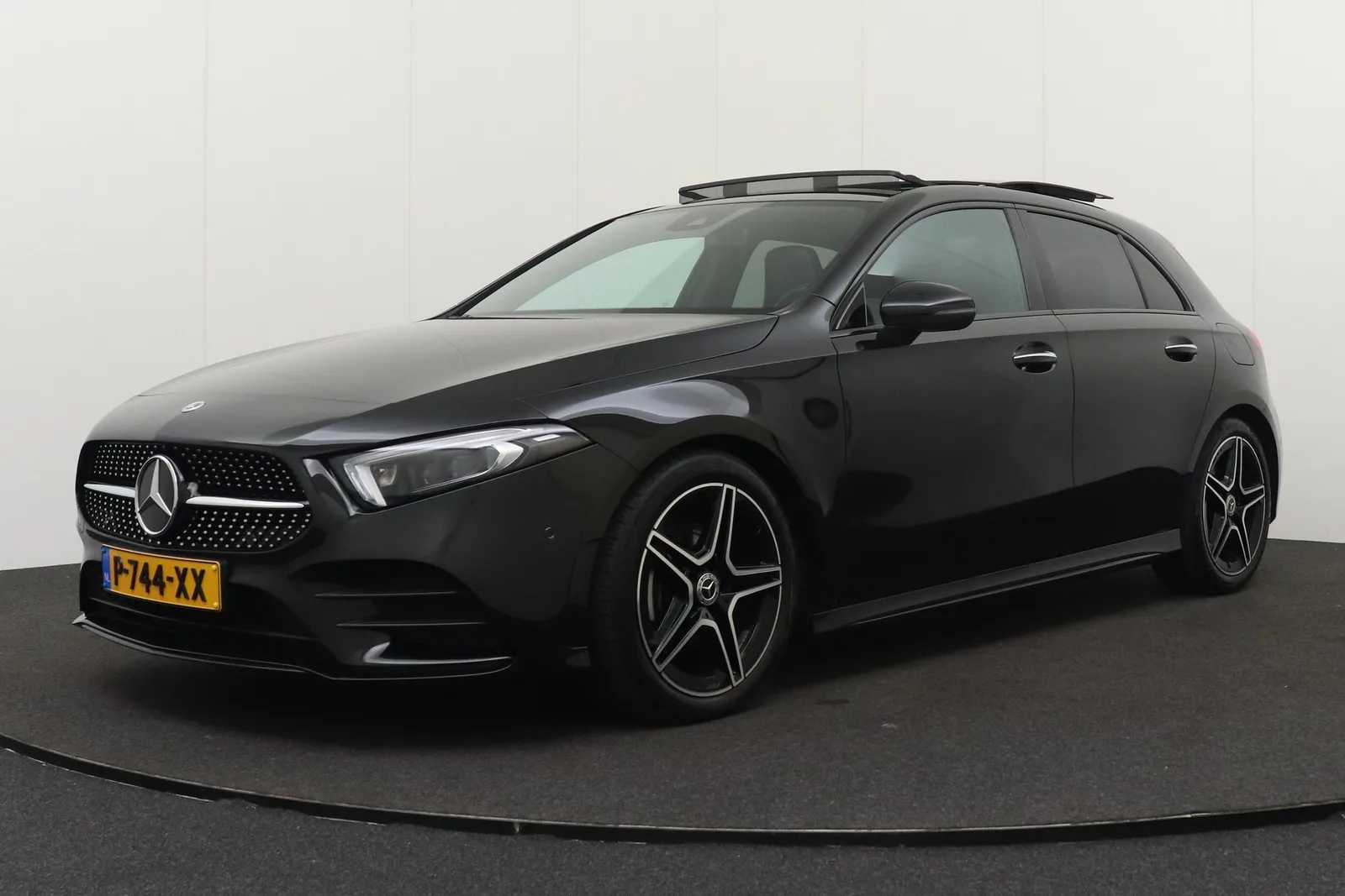 Mercedes-Benz A-Klasse (2022) — foto 1