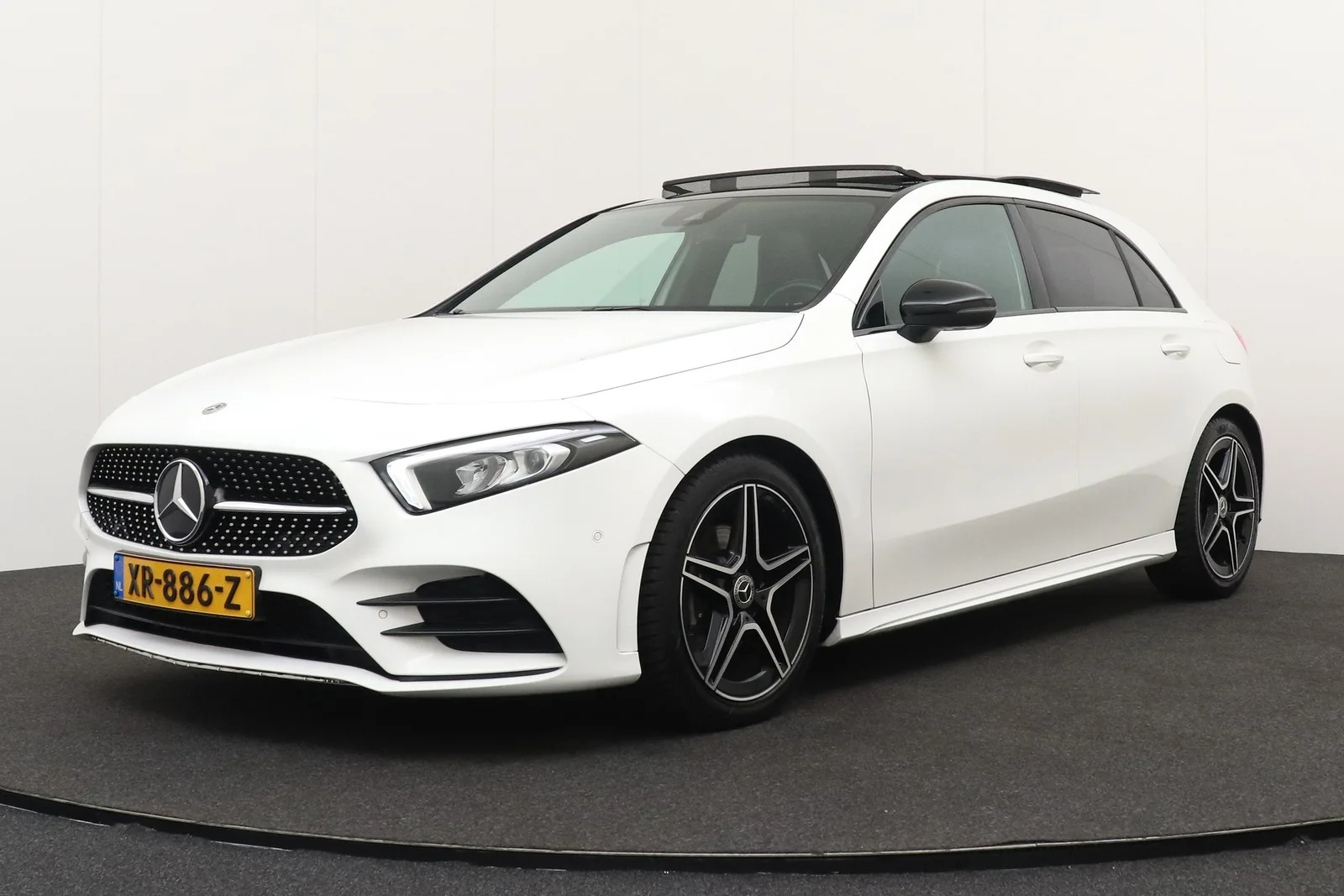Mercedes-Benz A-Klasse (2019) — foto 1