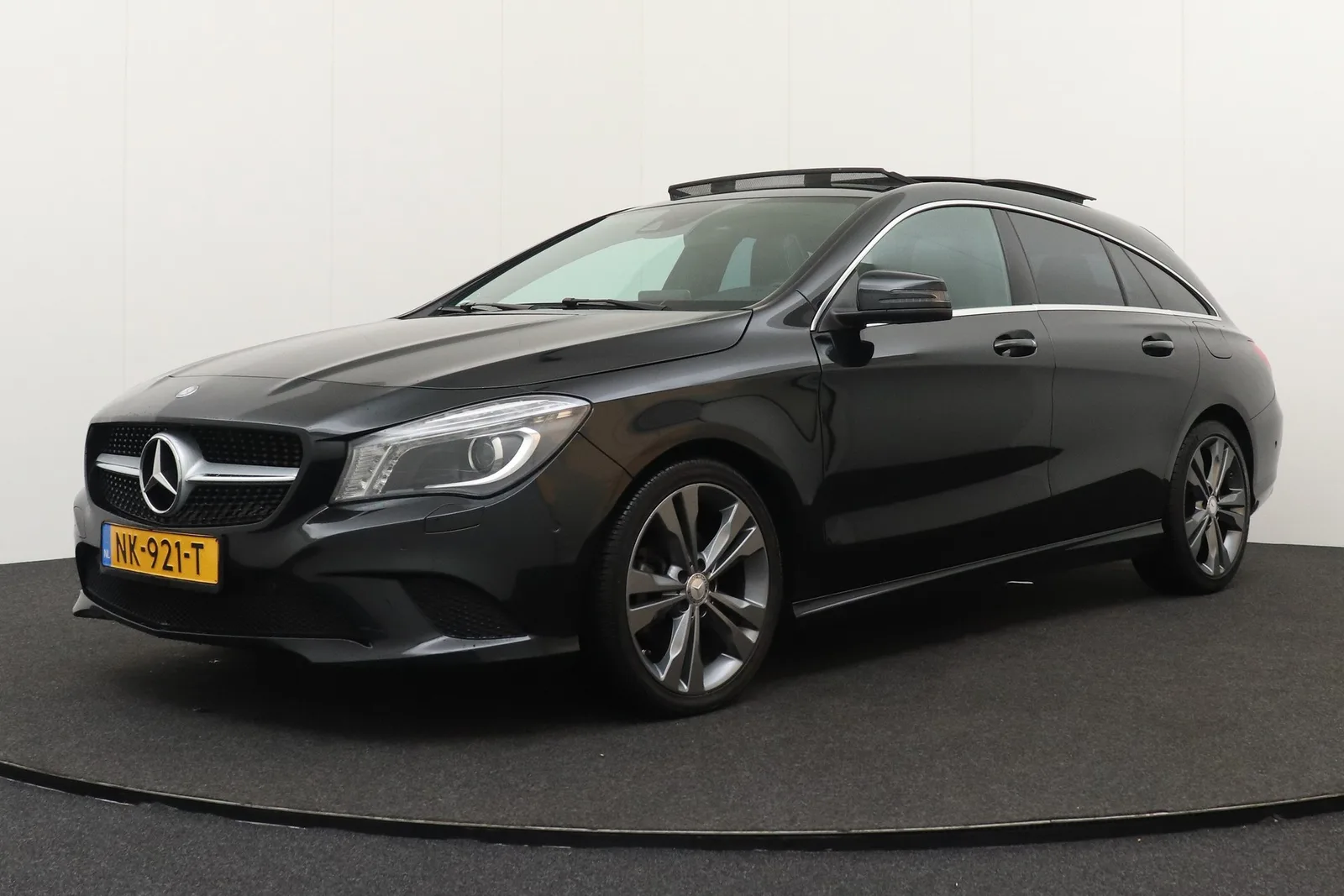 Mercedes-Benz CLA-Klasse (2016) — foto 1