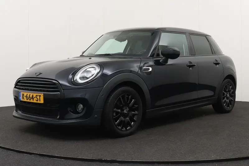 MINI Cooper (2021)