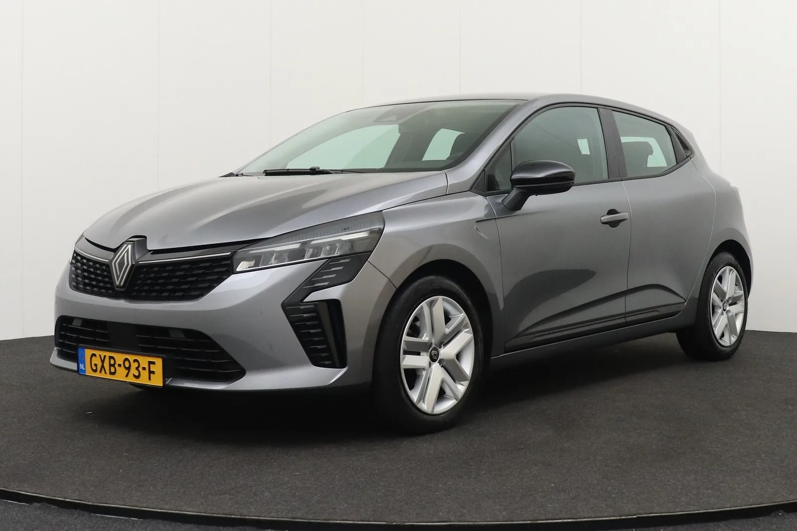 Renault Clio (2024) — foto 1