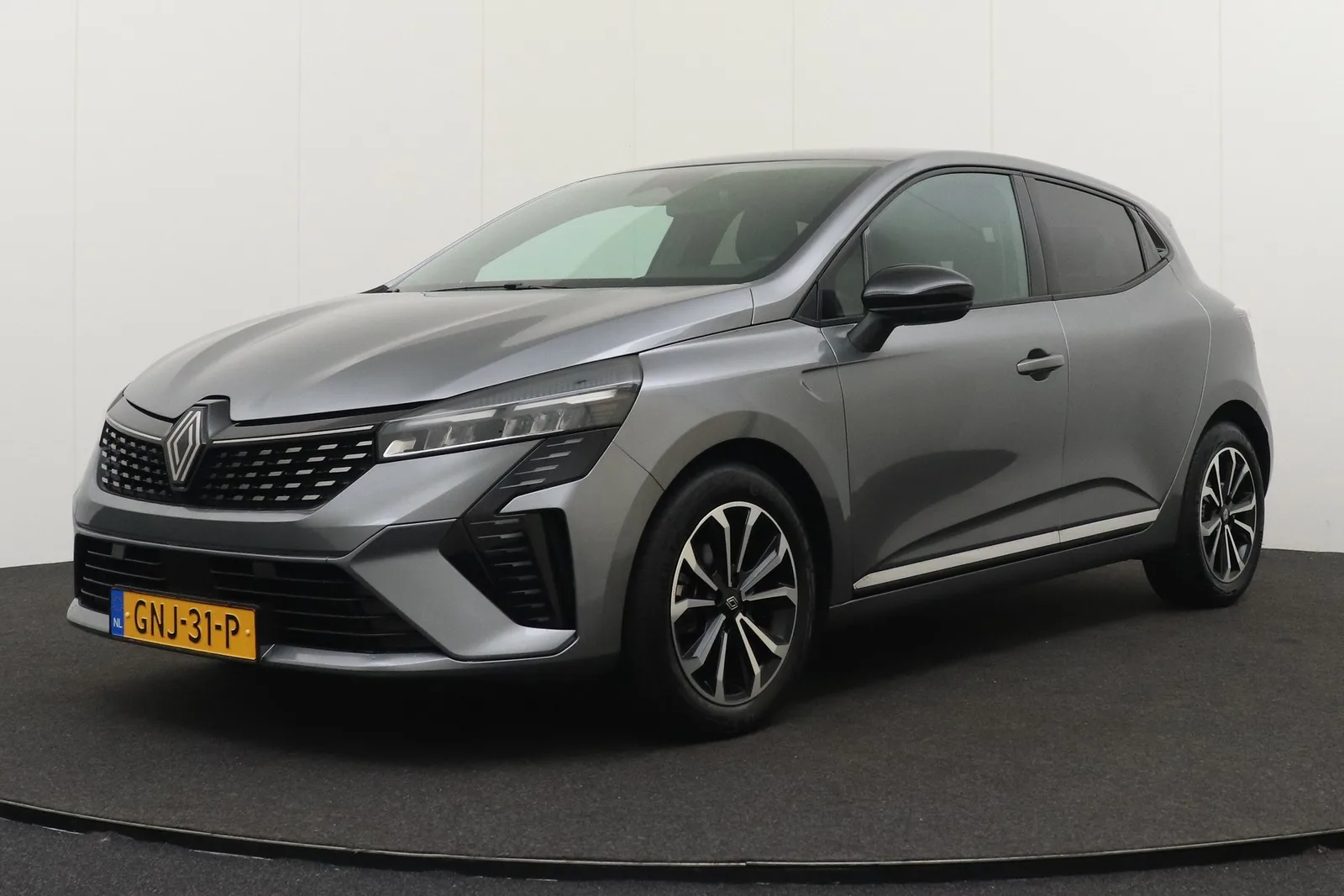 Renault Clio (2024) — foto 1