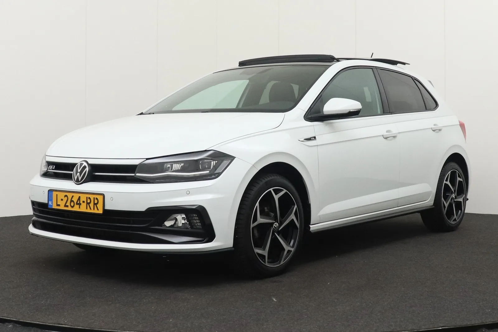 Volkswagen Polo (2021) — foto 1
