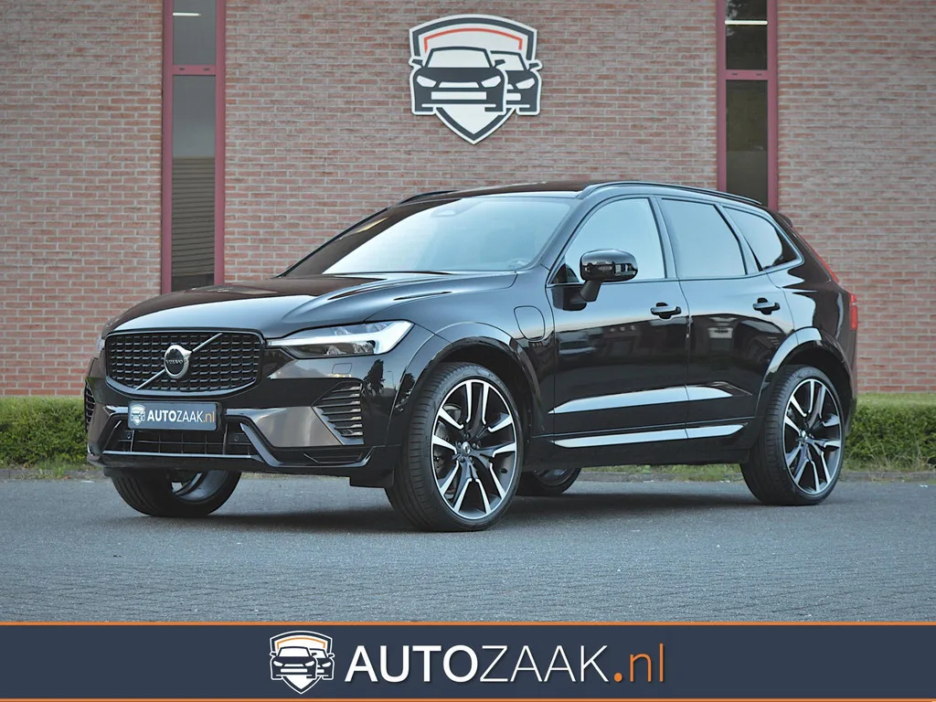Volvo XC60 (2023) — foto 1