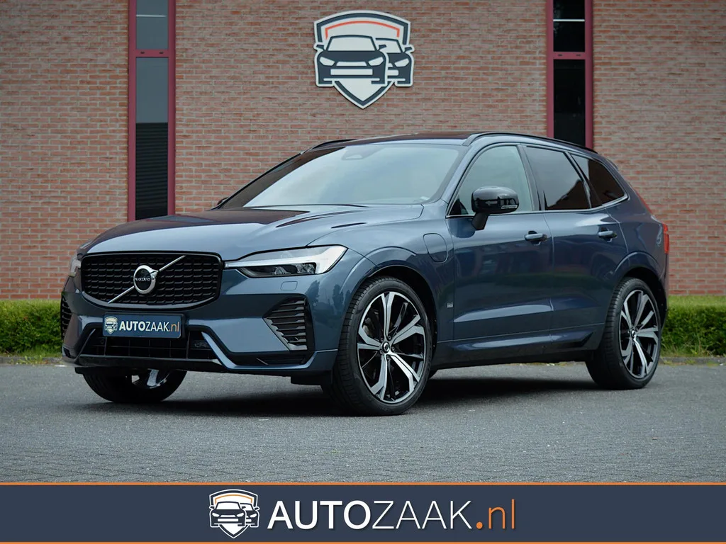 Volvo XC60 (2022) — foto 1