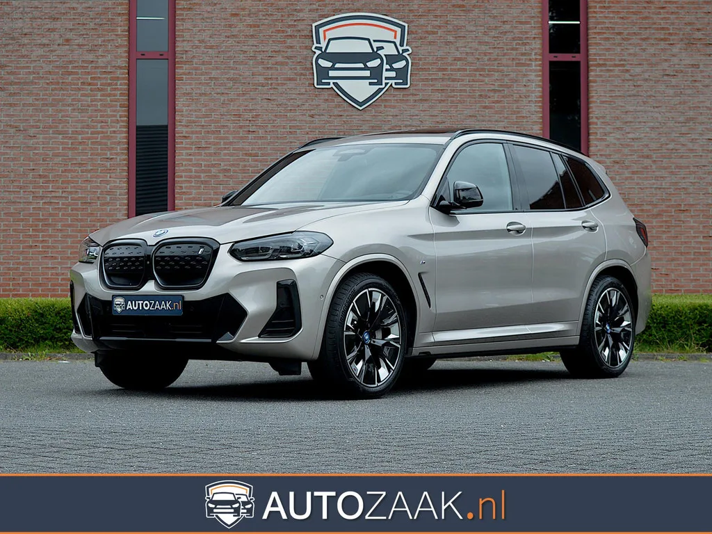 BMW iX3 (2022) — foto 1