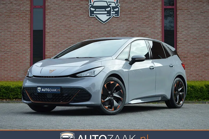 CUPRA Born (2024)